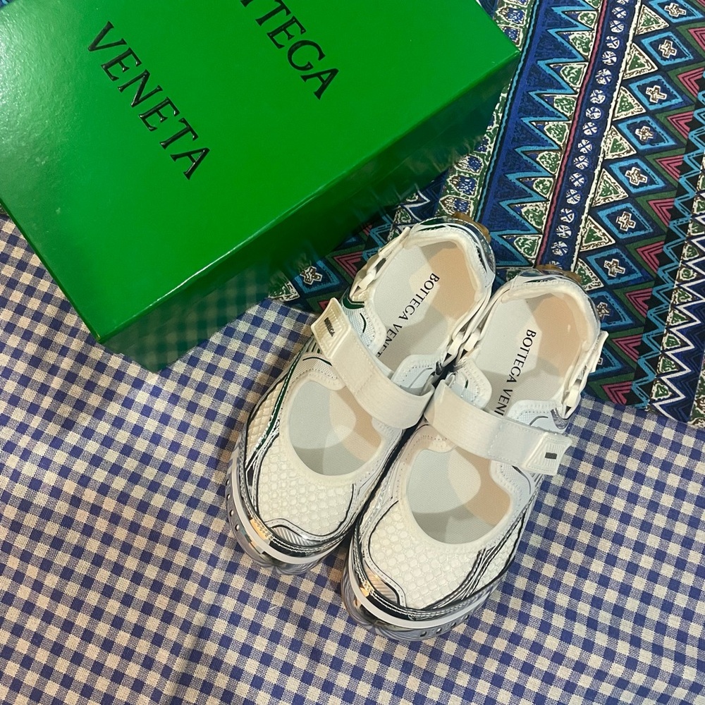 Bottega Veneta White Mary Jane Style Flats with Black Accents